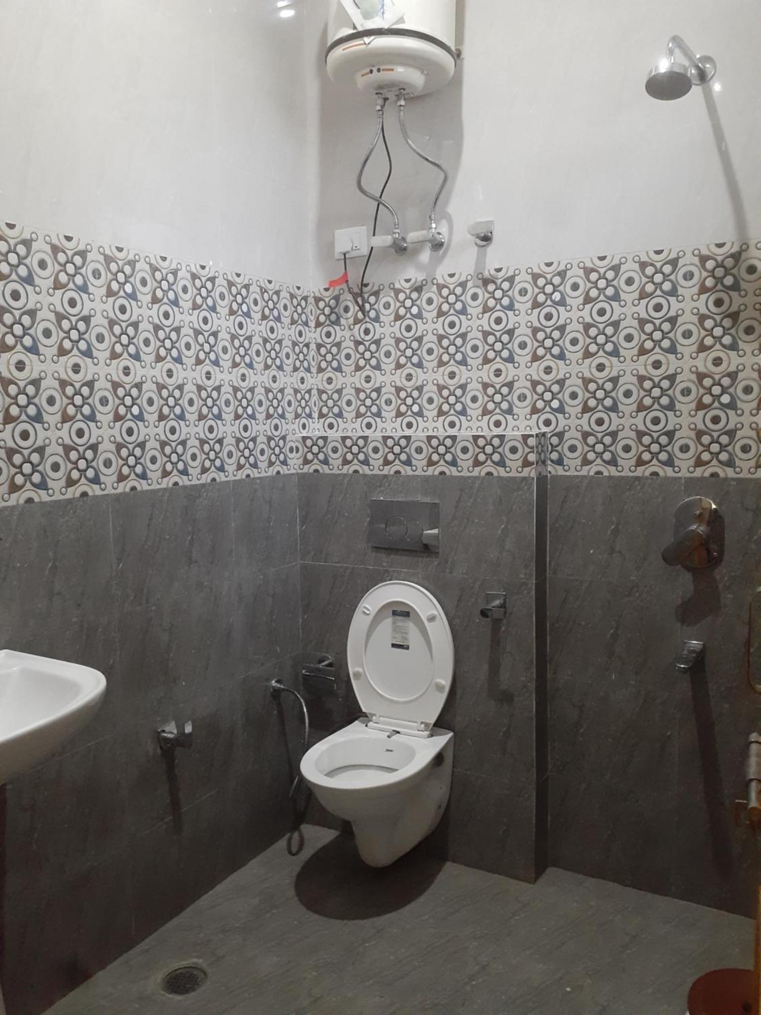 Gazing Moon Homestay Shamshi 部屋 写真